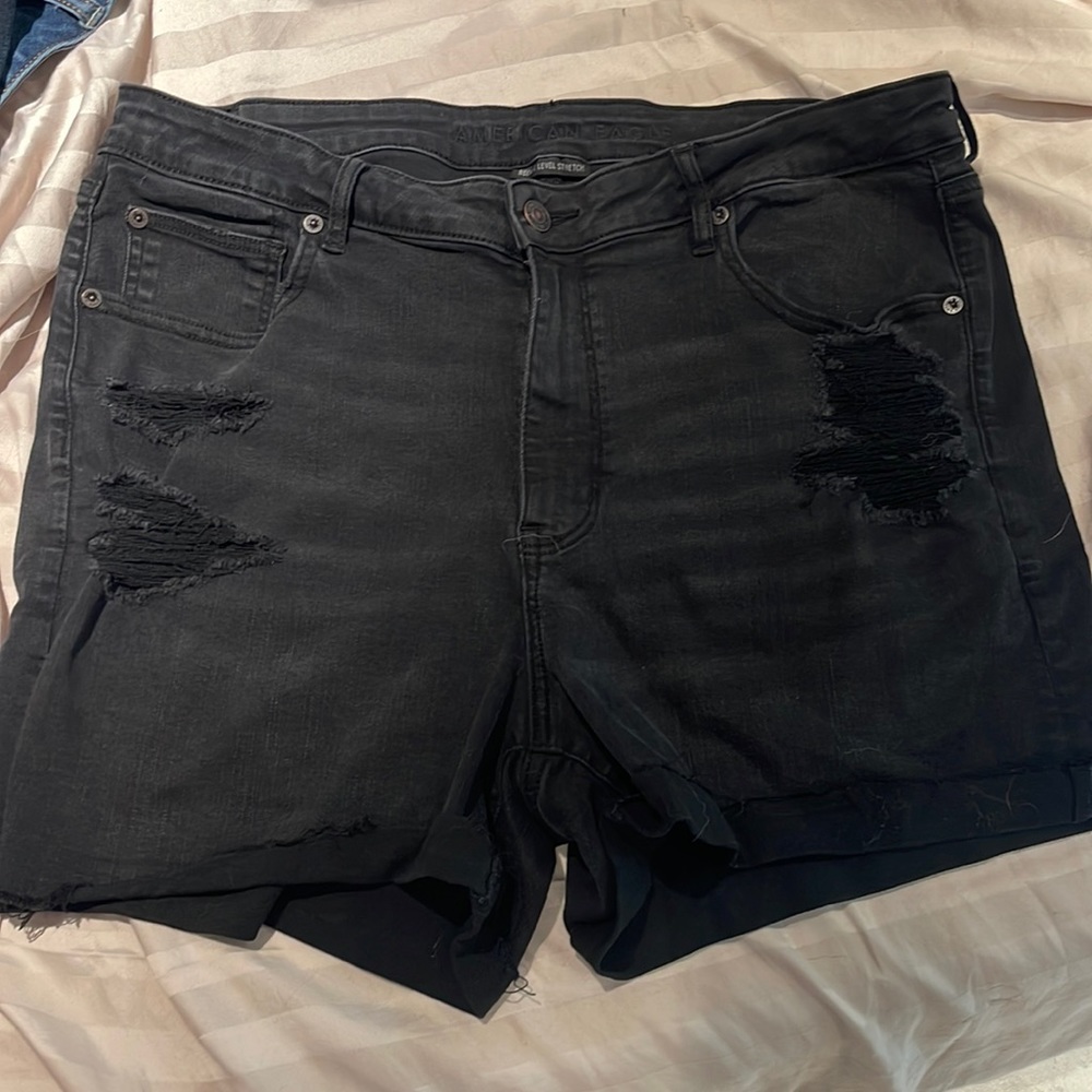 American Eagle Black Shorts size 18